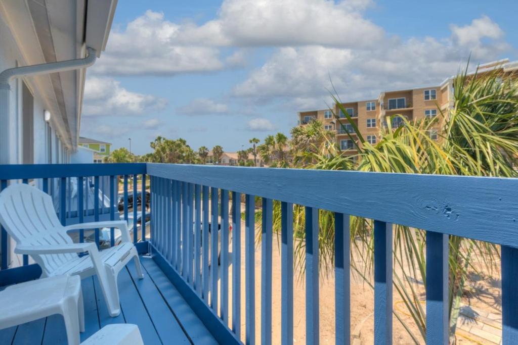 A Wave From It All Oceanview 2Nd Level Patio Jacksonville Beach Exterior photo