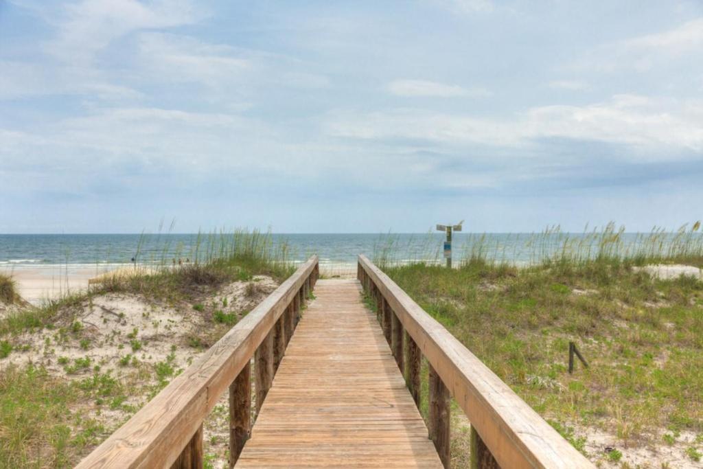 A Wave From It All Oceanview 2Nd Level Patio Jacksonville Beach Exterior photo